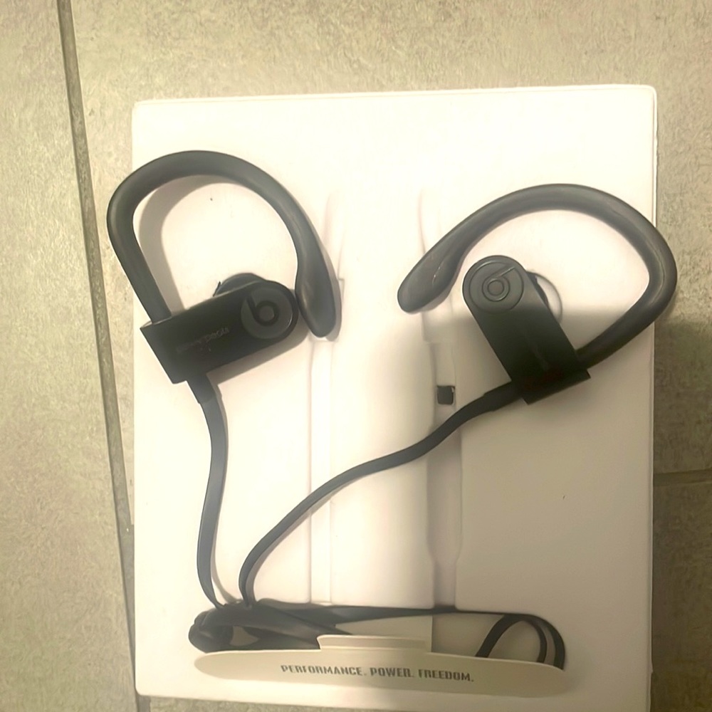 BEATS BY DRE POWERBEATS 3 wireless